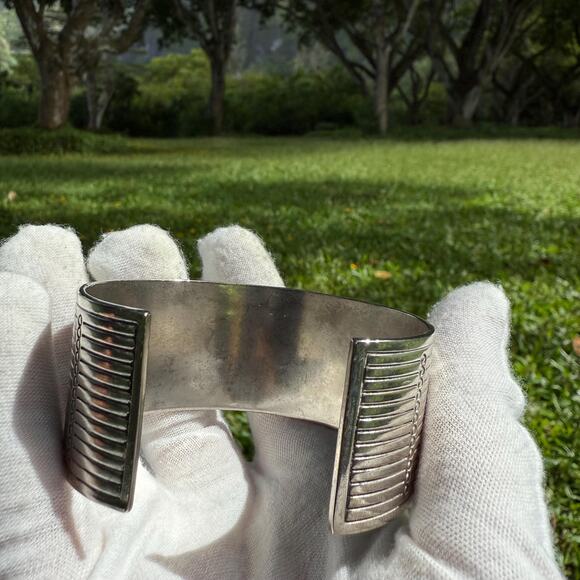 Vintage Gucci Cuff Bracelet 925 Sterling Made in Italy Authentic 56 grams - Picture 6 of 10